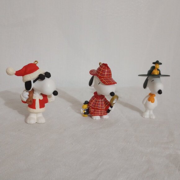 3 Hallmark Spotlight on Snoopy Ornaments, Years 1998, 2000, and 2001, Pre-Owned - Picture 1 of 4